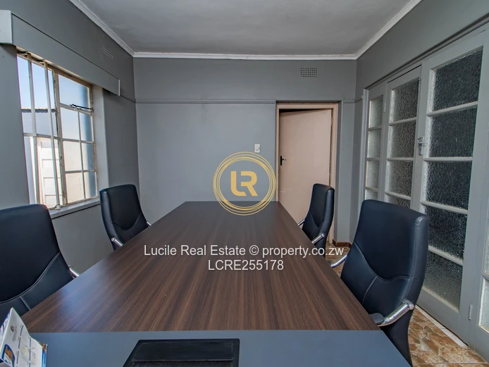 Prime office and investment opportunity in Eastlea.