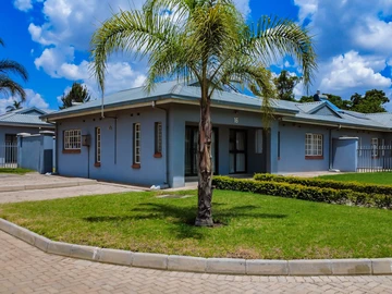 19 Unit Townhouse Complex