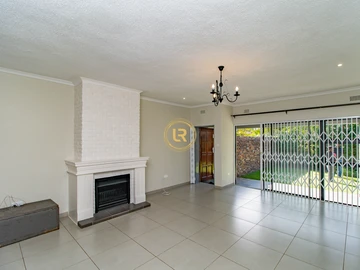 3 Bedroom Flat & Apartment