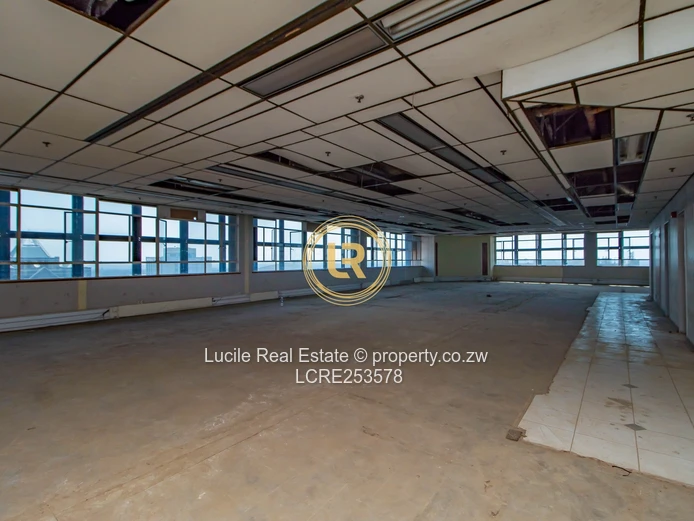 Commercial Space To Let – Karigamombe Building