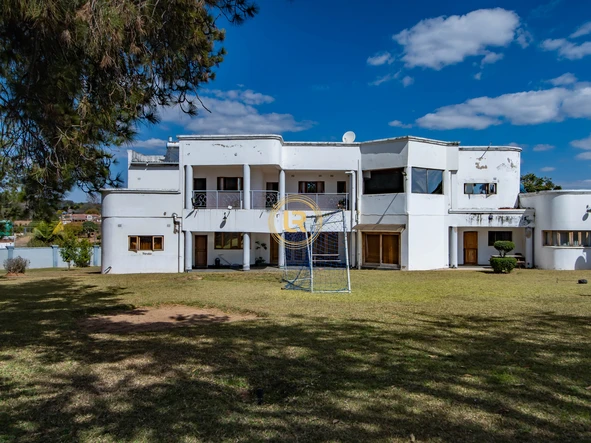 7 Bedroom House