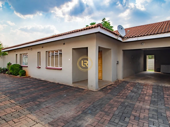 3 Bedroom Townhouse Complex