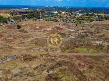 Commercial & Industrial Land