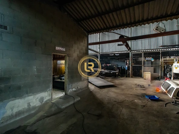 Warehouse & Factory