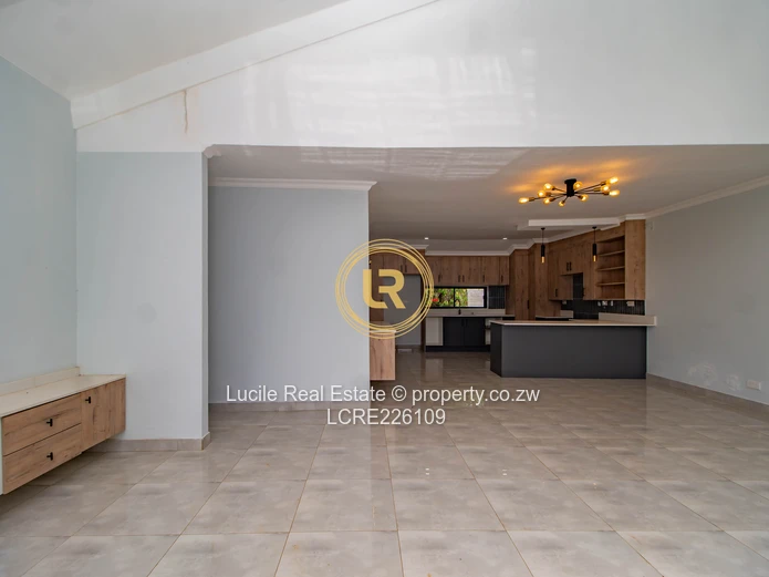 Open-Plan 3-Bed Home in Mandara