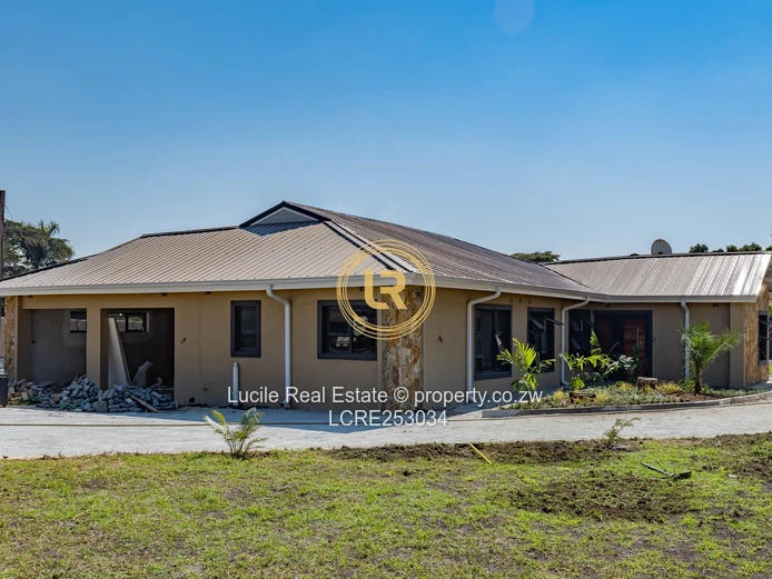 Contemporary Executive Residence in Westgate Goodhope