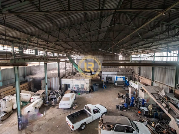 Warehouse & Factory