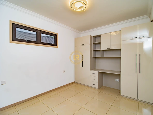 4 Bedroom Townhouse Complex