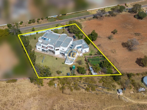 7 Bedroom House