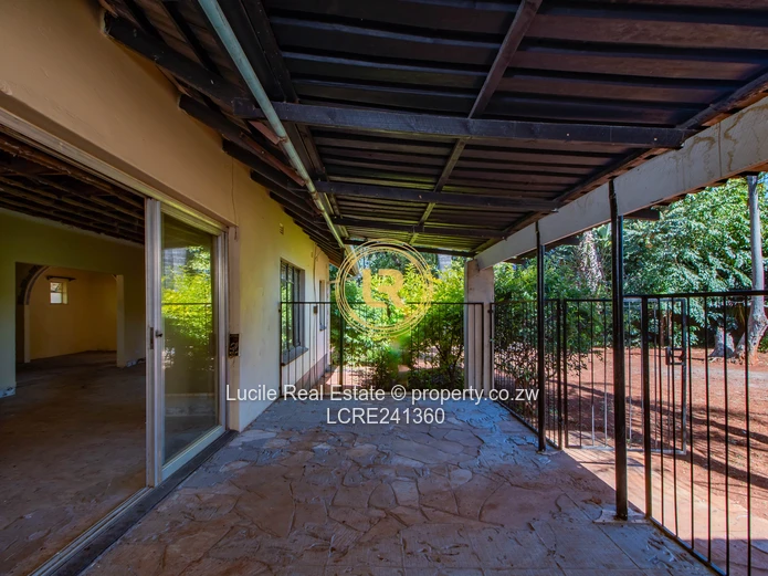 Ideal Family Home in Borrowdale (Sole Mandate)