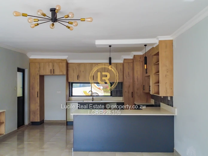 Open-Plan 3-Bed Home in Mandara