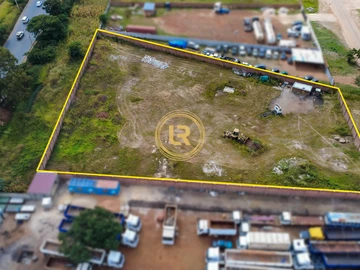 Commercial & Industrial Land