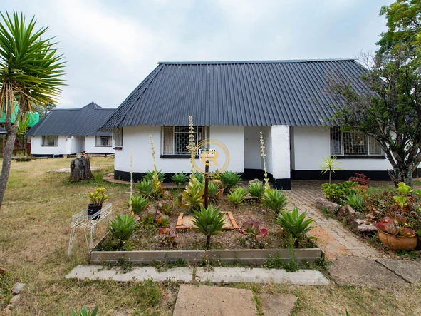 Hotel & Lodge