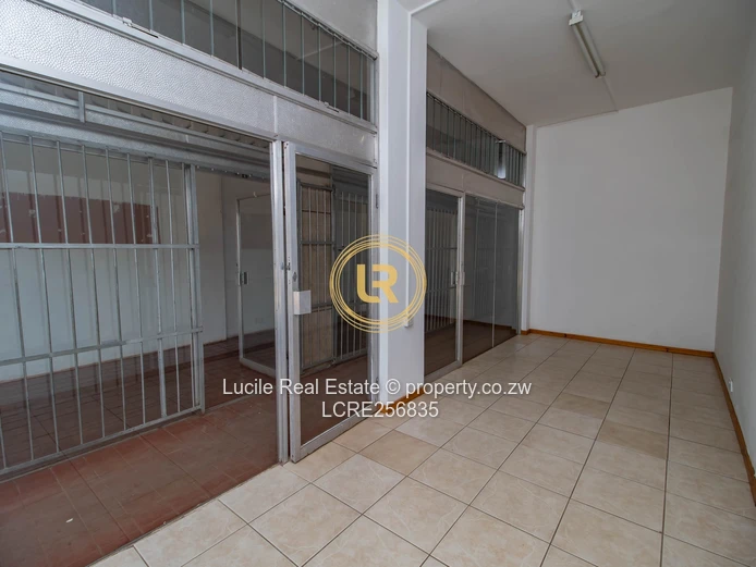 Prime Commercial Space To Let – Strathaven Shopping Centre, Harare
