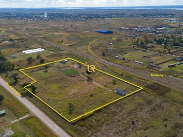 Commercial & Industrial Land