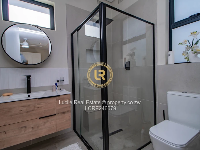 Spacious 3-Bedroom Apartments 