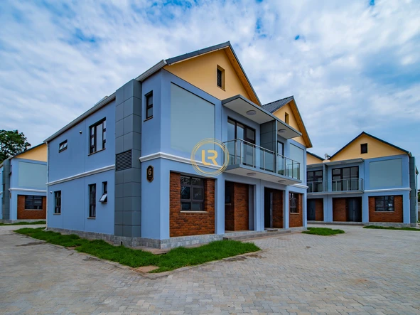 4 Bedroom Townhouse Complex