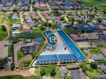 2 Bedroom Flat & Apartment