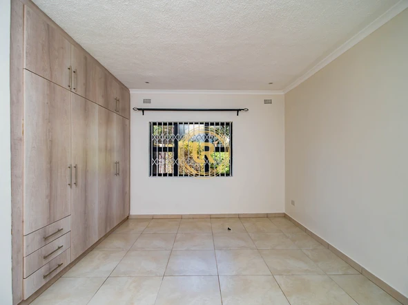 3 Bedroom Garden Flat