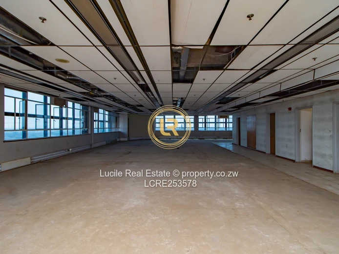 Commercial Space To Let – Karigamombe Building