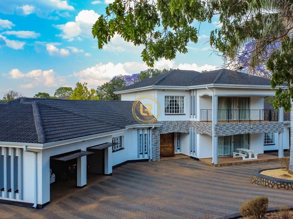 5 Bedroom House