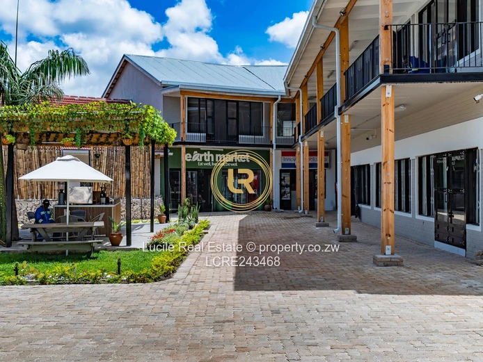 Prime Retail Space in Prestigious Vainona