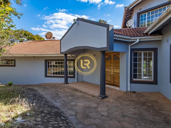 5 Bedroom House