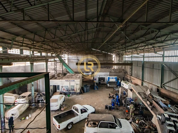 Warehouse & Factory