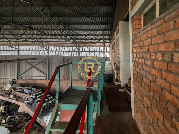 Warehouse & Factory