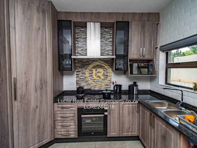 Mordern Townhouse for Rent/Mandara