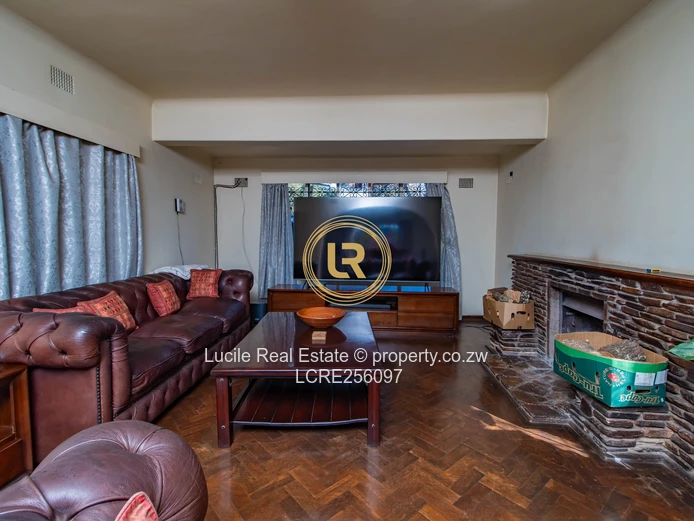 Spacious 4,100sqm Estate: Double-Storey Family Home 