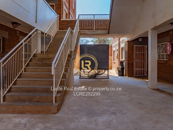 Comfortable 2-bedroom flat in Waneka Graniteside Park