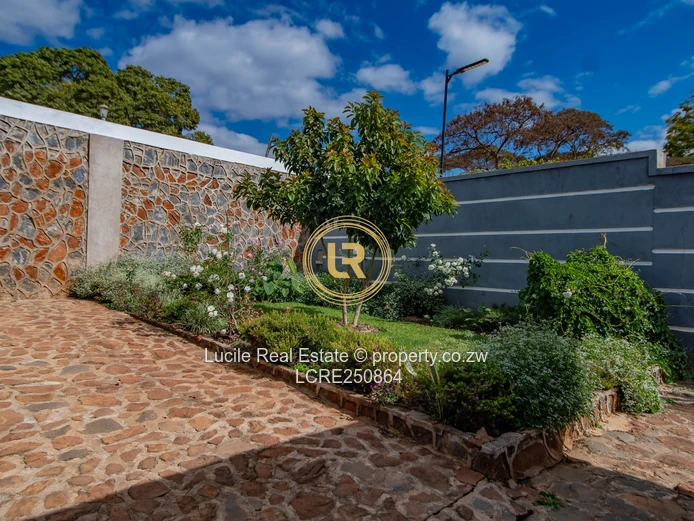 Charming 3-bedroom family Home for rent