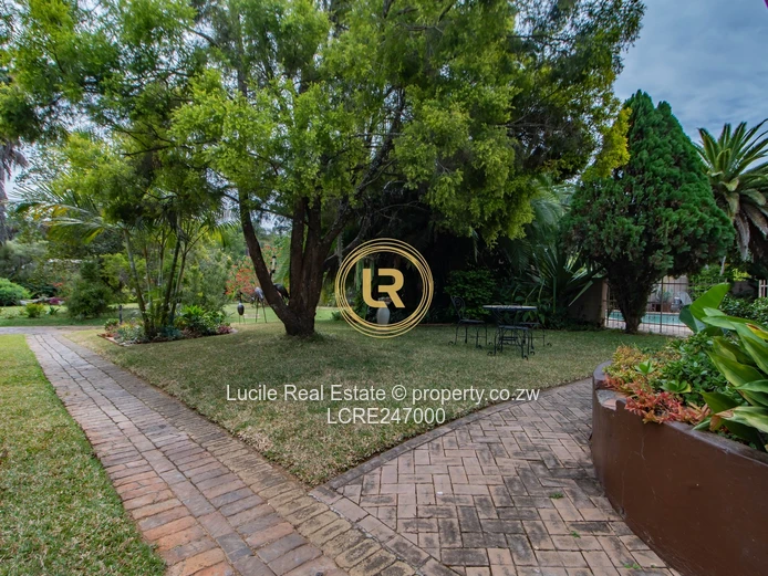 Stylish Townhouse to Let in Kambanji