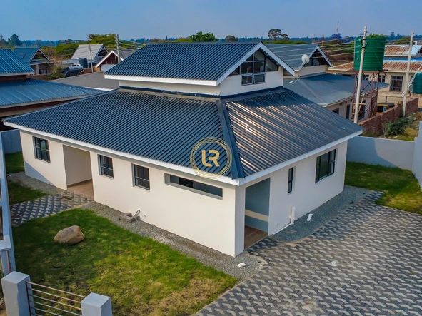 4 Bedroom Townhouse Complex