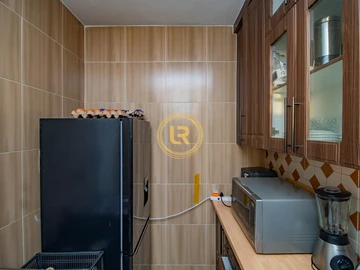 Flat & Apartment