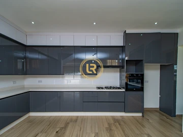 5 Bedroom Townhouse Complex
