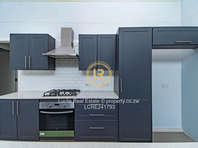 Seamless Living: A Cozy Indoor-Outdoor Retreat in Borrowdale