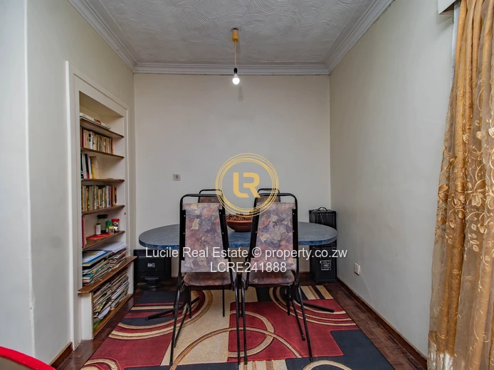 An Exquisite Residence Offering Space ,Style and Privacy