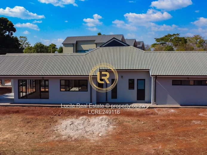 Elegant 4-Bedroom Residence with Premium Finishes in Quinnington
