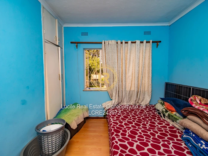 Spacious Family Compound with Staff Quarters & Cottage