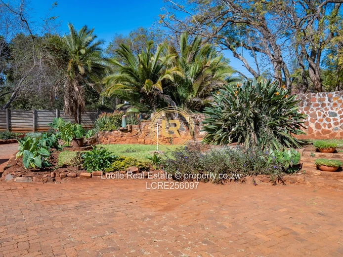Spacious 4,100sqm Estate: Double-Storey Family Home 