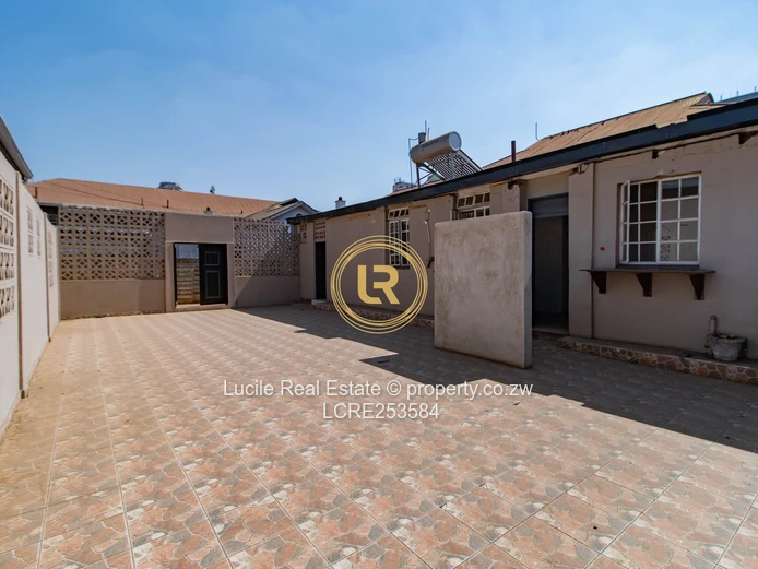 Prime Commercial Property For Rental – Samora Machel & Fife