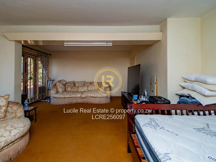 Spacious 4,100sqm Estate: Double-Storey Family Home 