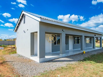 Commercial & Industrial Land