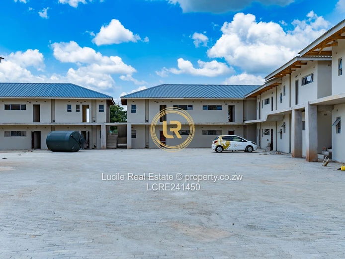 Comfortable Cluster Living/ Ashdown