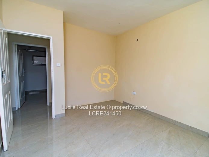 Comfortable Cluster Living/ Ashdown