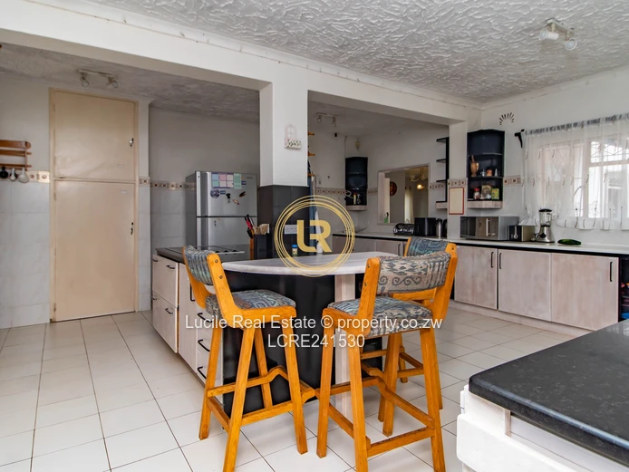 Elegant 5-Bedroom Home For Rent in Prime Mandara