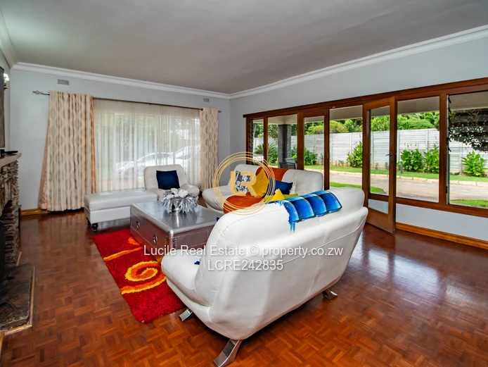 Charming Alexander Park Property -Prime Living