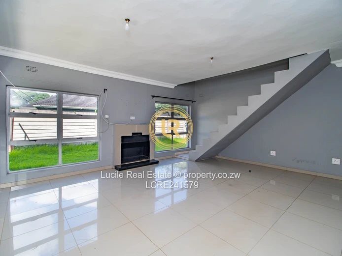 Modern 3 - bedroom House with En-Suite Bathrooms